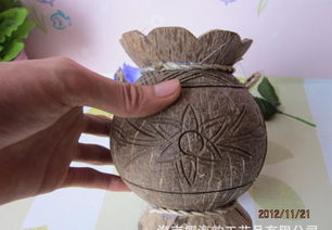 海南椰殼工藝品 椰雕筆筒的價(jià)格、廠家與日用品賞析